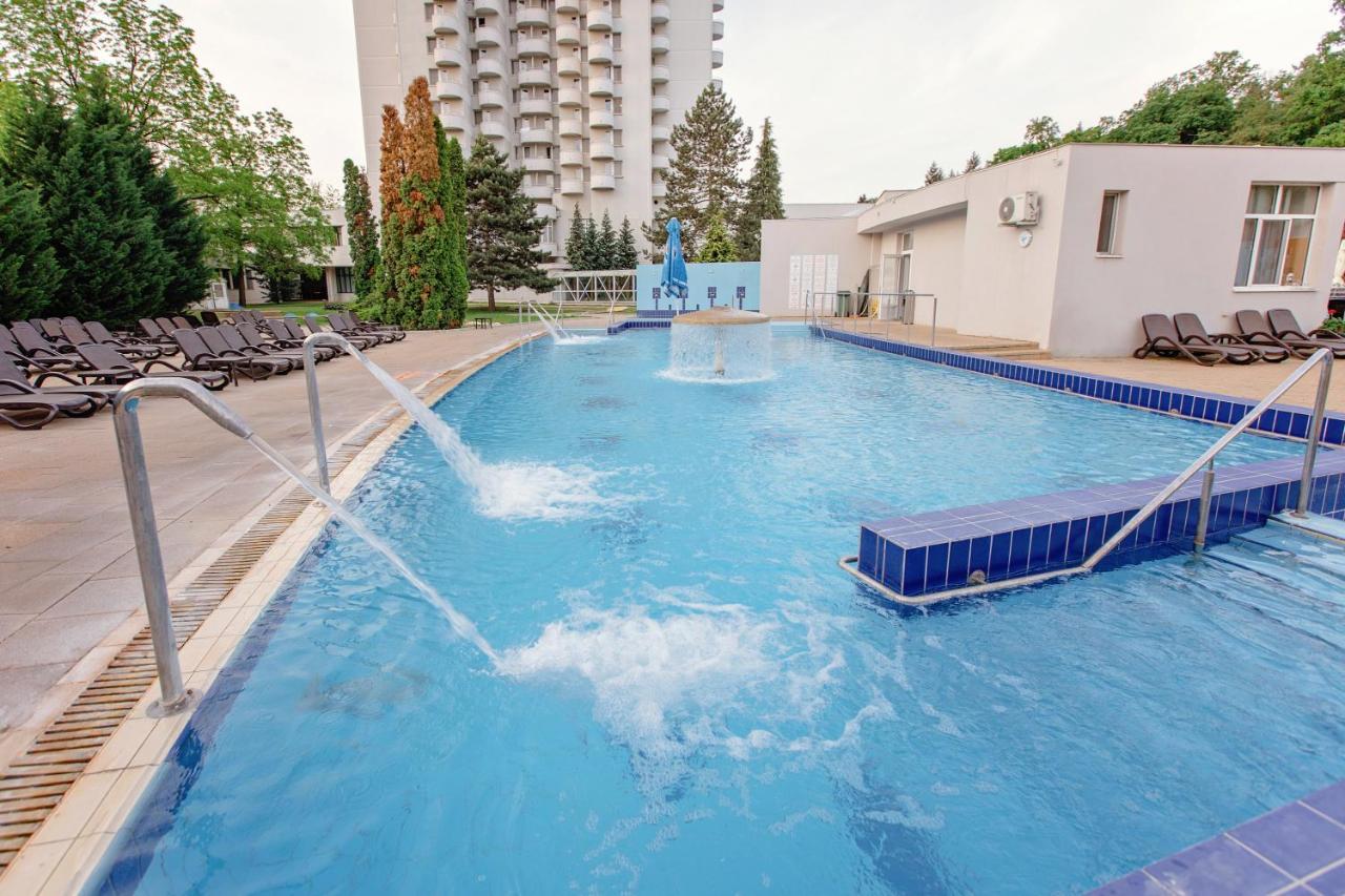 Hotel International Baile Felix Bagian luar foto