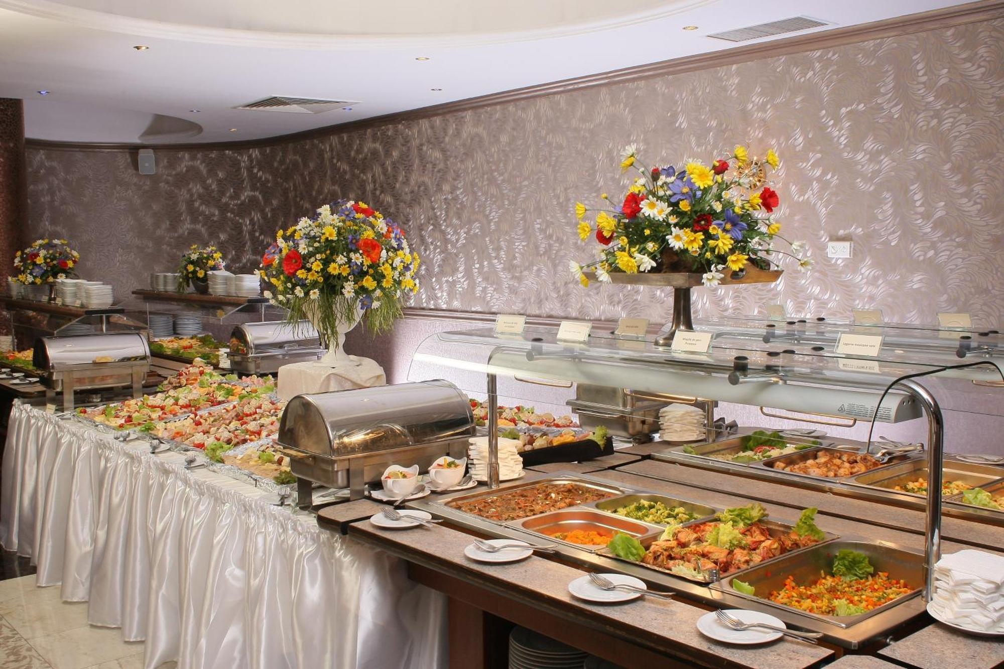 Hotel International Baile Felix Bagian luar foto