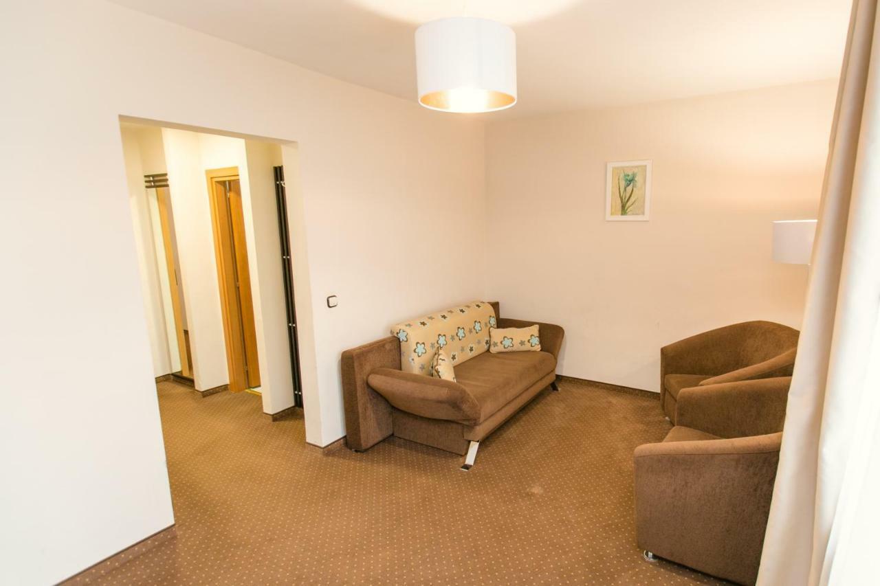 Hotel International Baile Felix Bagian luar foto